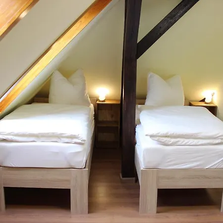Apartman 1895 *